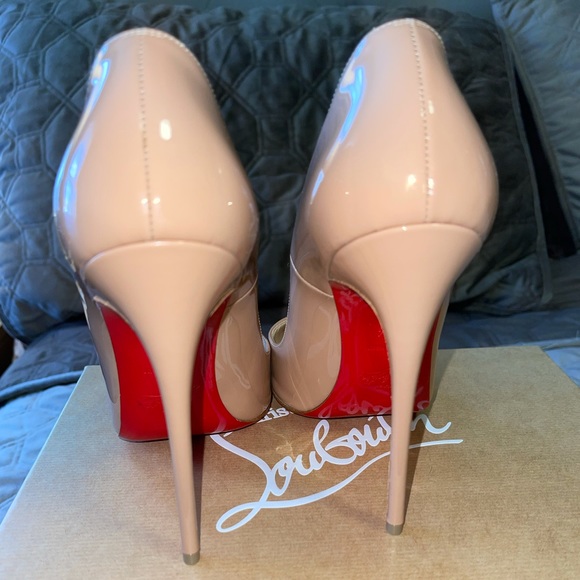 Christian Louboutin Nude So Kate 120 size 38.5 or 8 1/2 - Picture 1 of 5